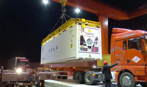 同心守“滬”星夜馳援 江蘇省援滬生鮮專列累計輸送物資超700噸