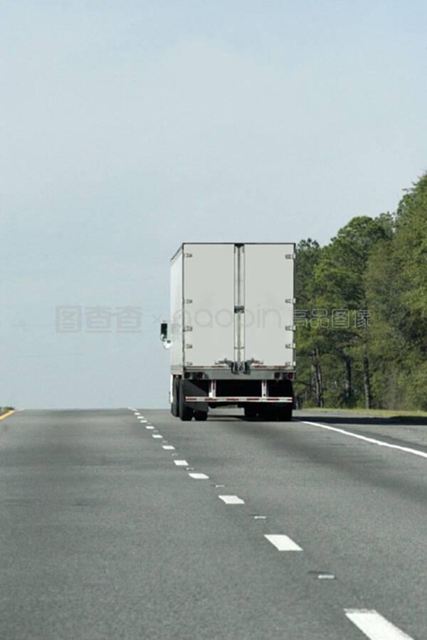 貨車與道路貨物運(yùn)輸 現(xiàn)代經(jīng)濟(jì)的動(dòng)脈