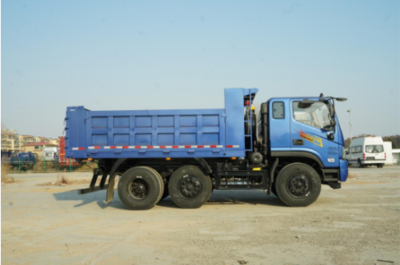 卡友創(chuàng)富新選擇 多載高效的賺錢利器——瑞沃金剛炮(6x2懸浮橋) 道路貨物運(yùn)輸深度解析